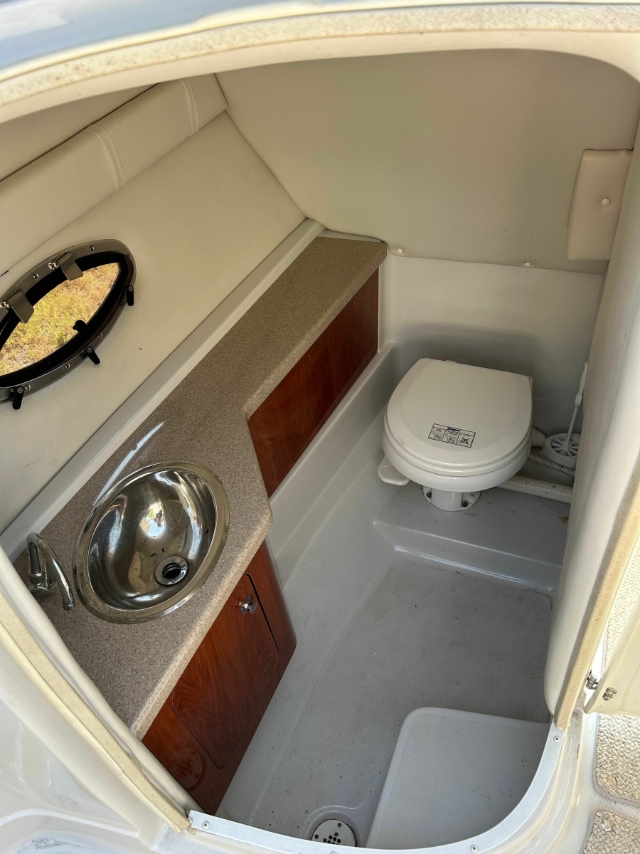 2008 Crownline 300 LS