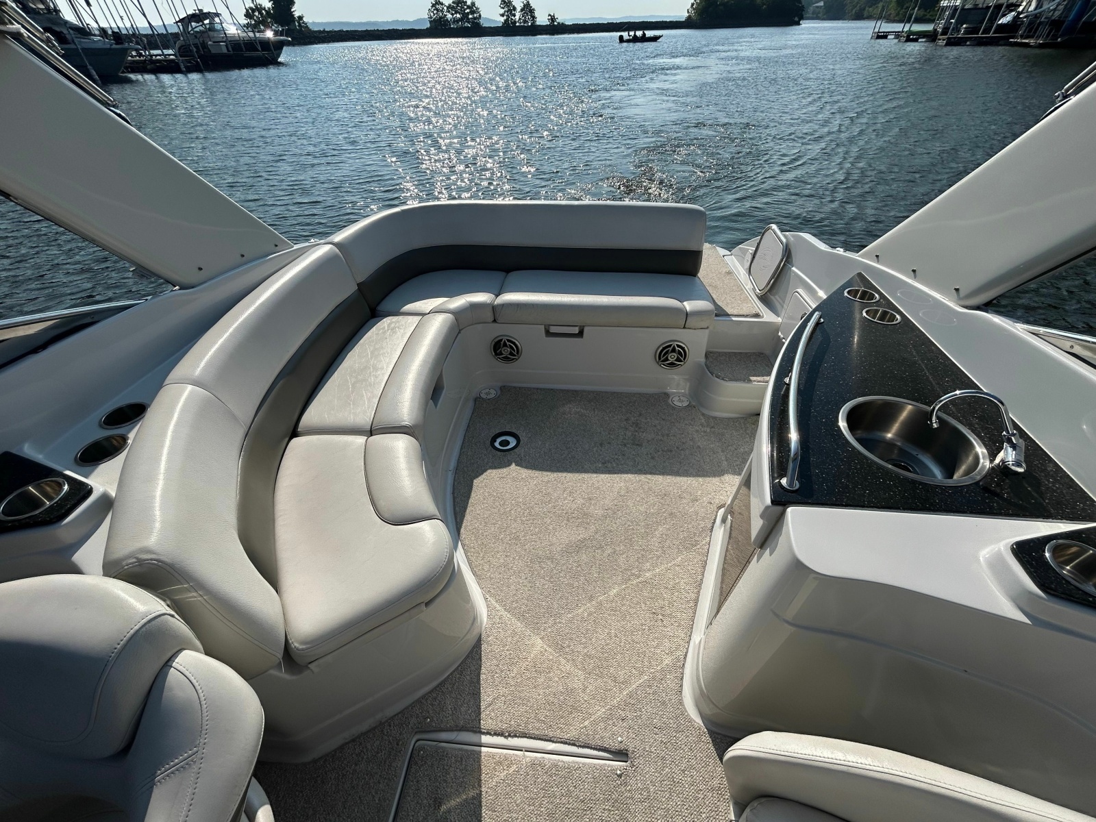 2008 Crownline 300 LS