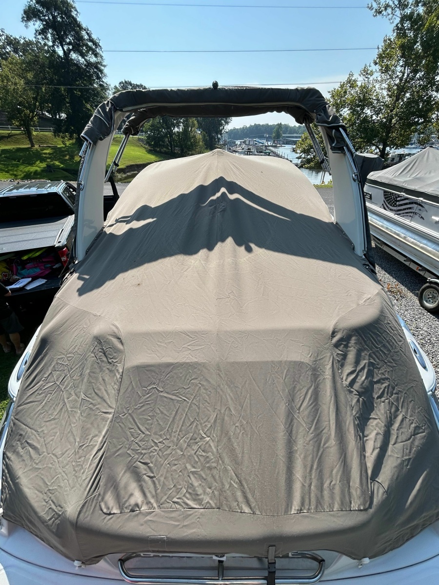 2008 Crownline 300 LS