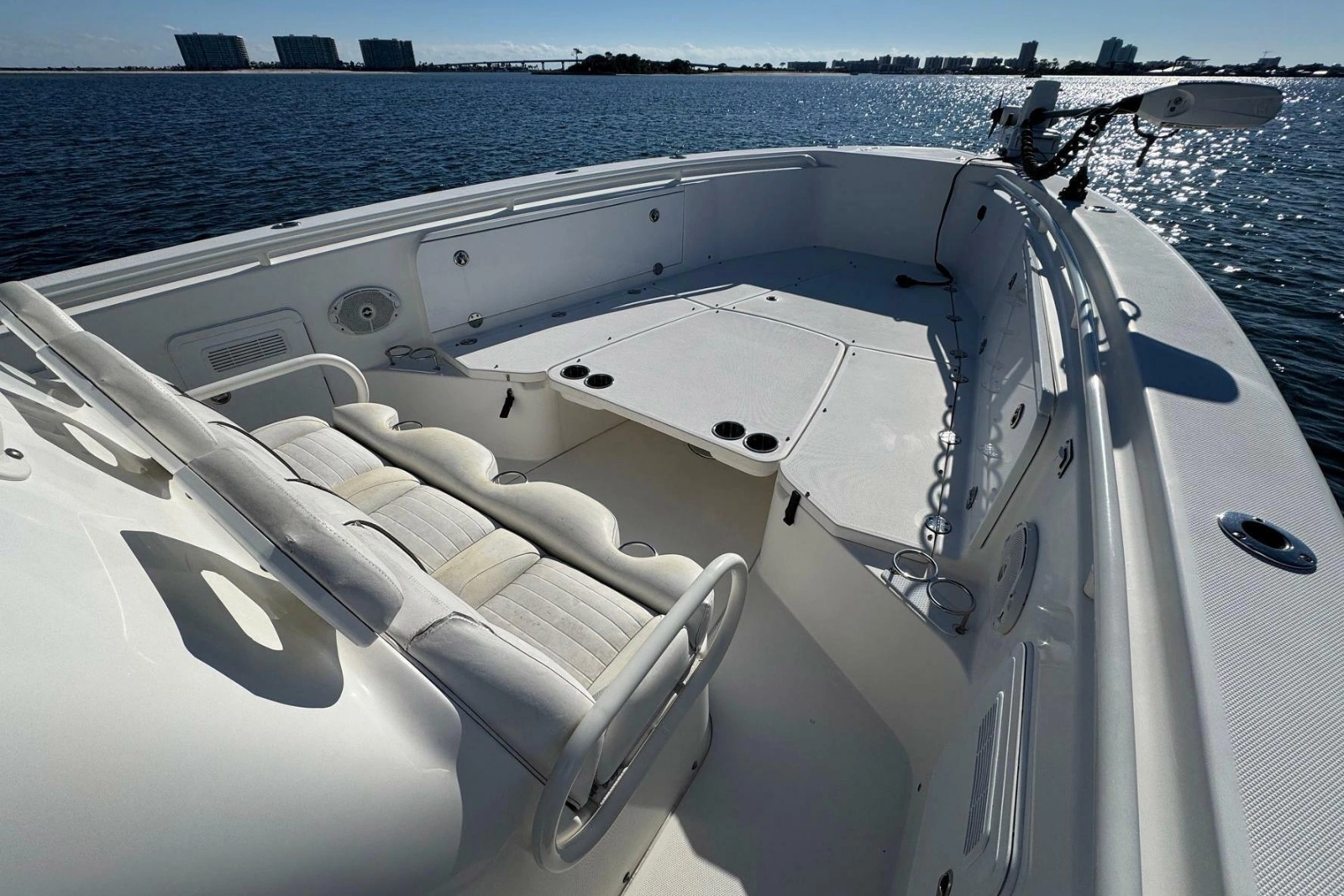 2008 Everglades 350 Center Console