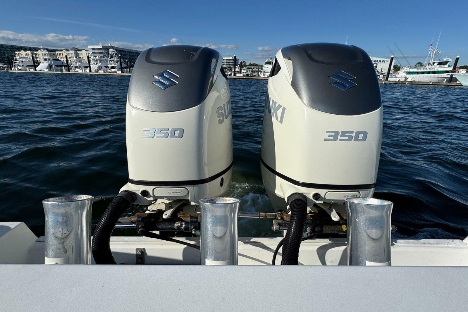 2008 Everglades 350 Center Console