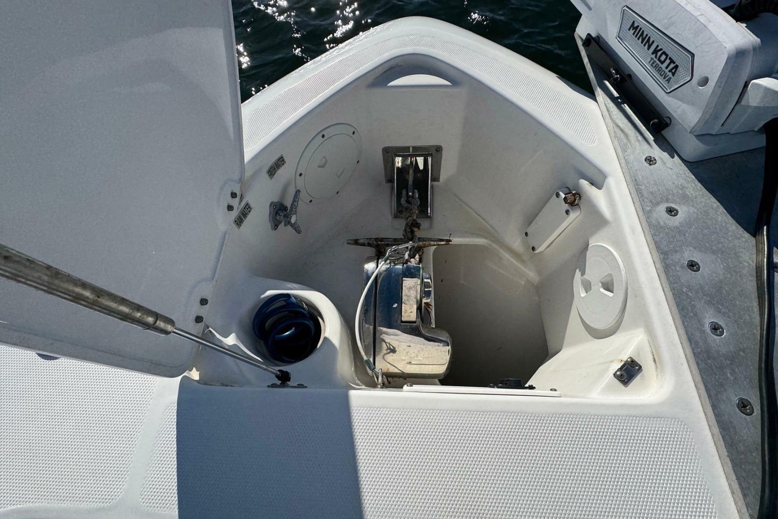 2008 Everglades 350 Center Console