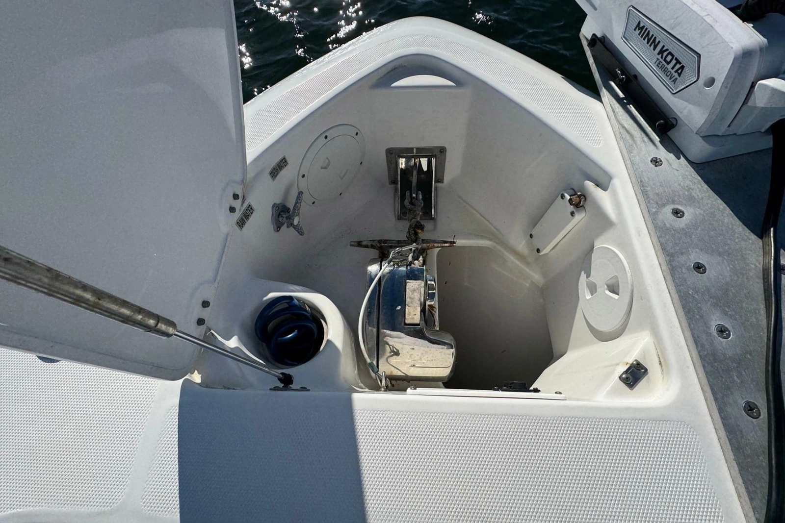 2008 Everglades 350 Center Console