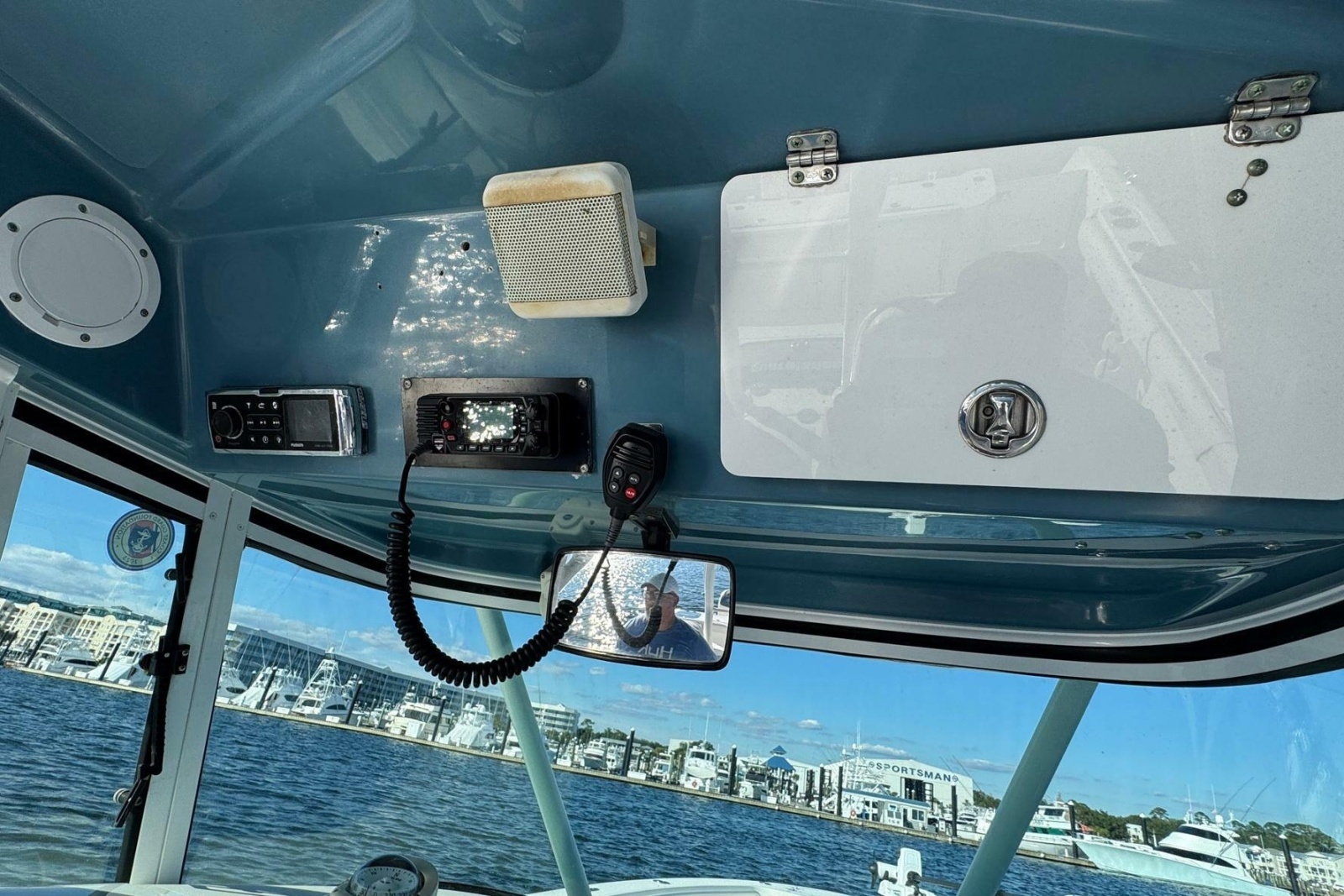 2008 Everglades 350 Center Console
