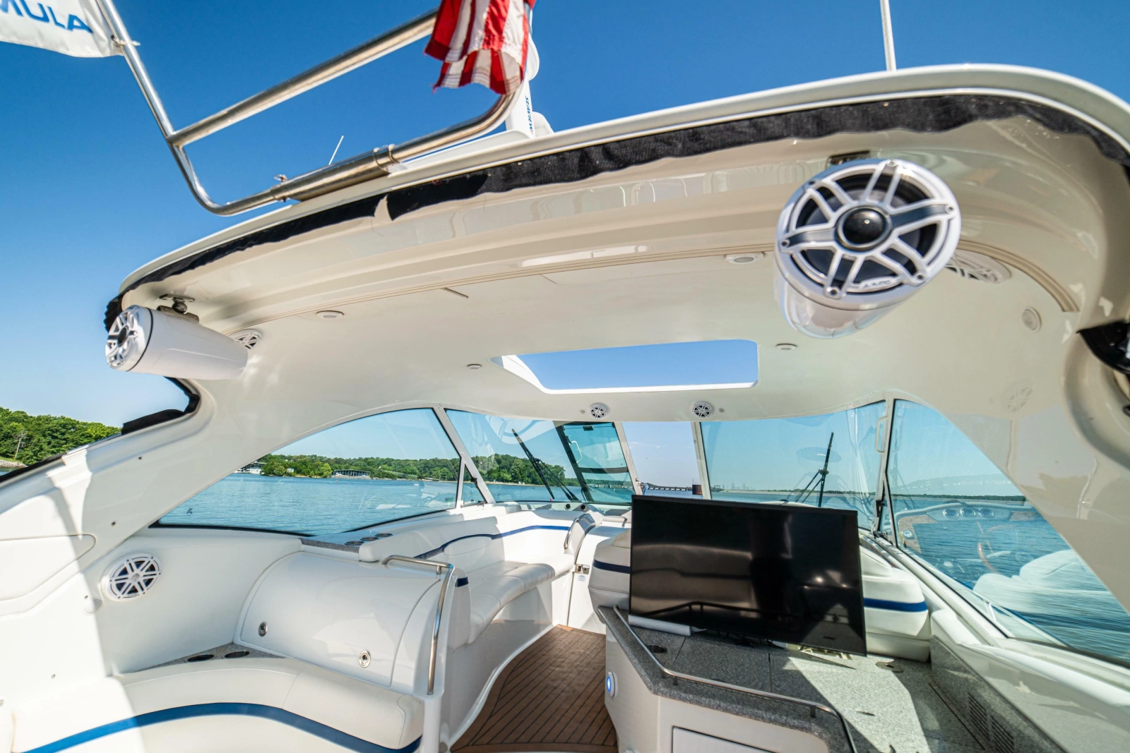 2008 Formula 45 Yacht
