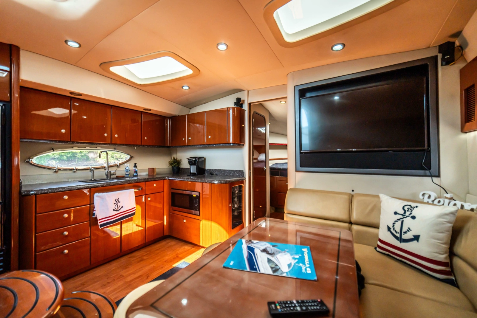2008 Formula 45 Yacht