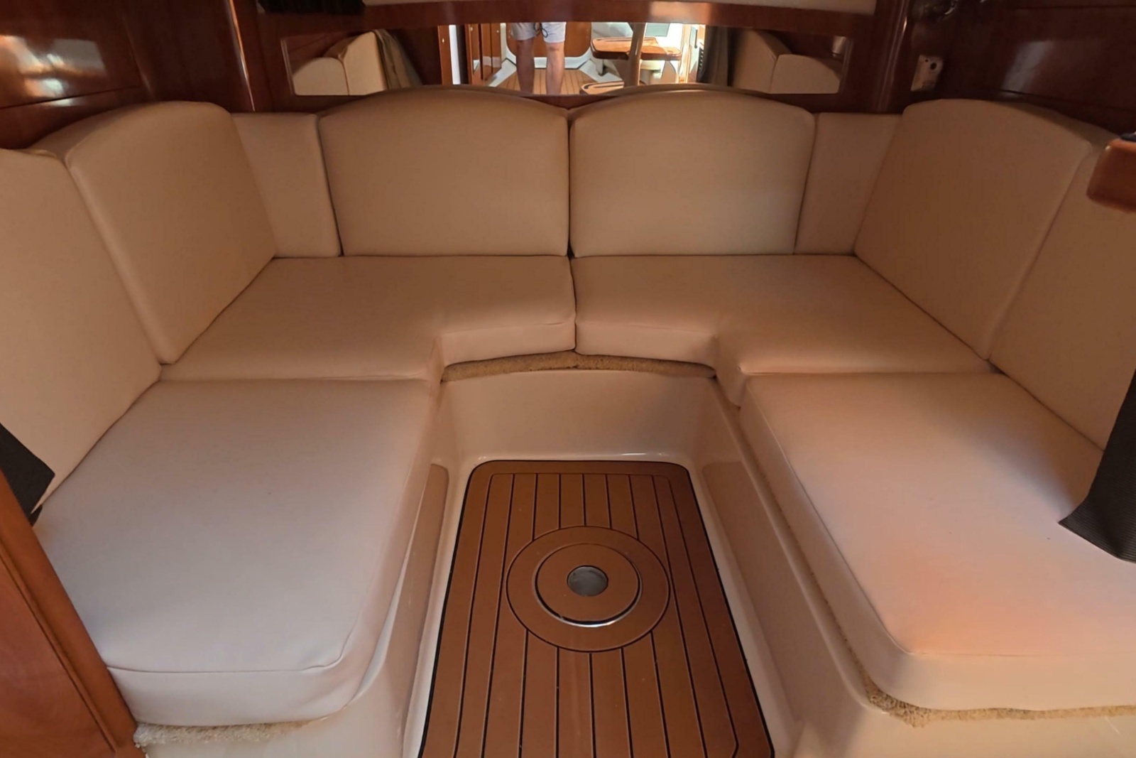 2008 Four Winns V358