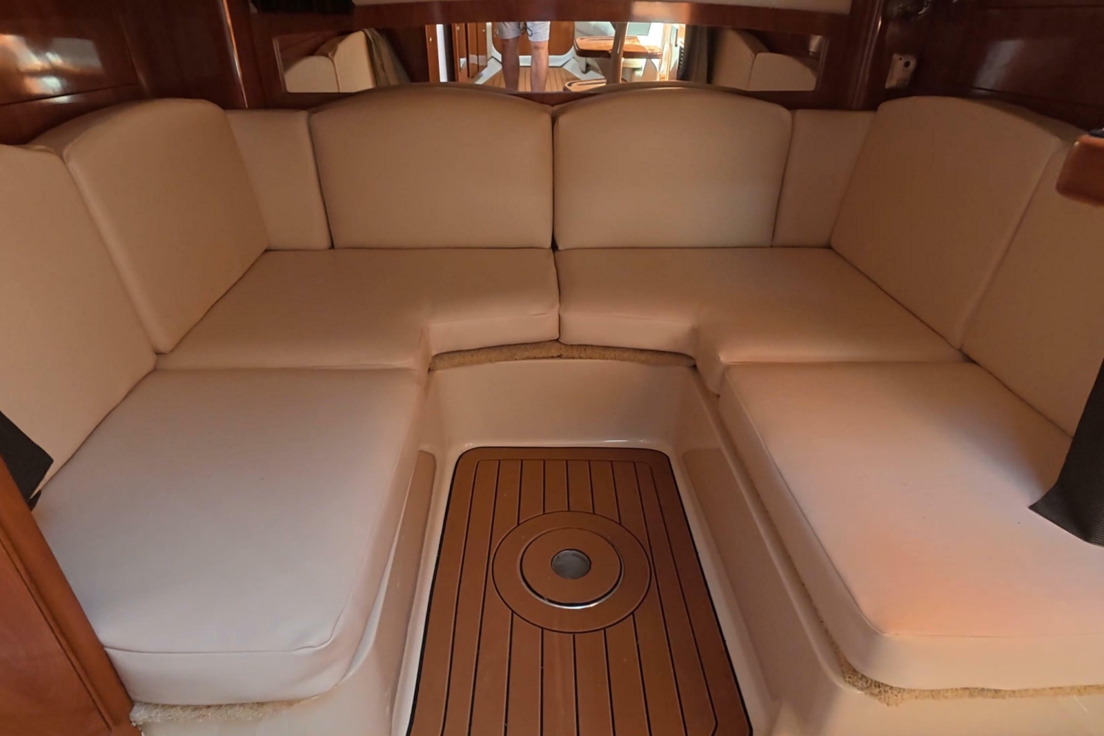 2008 Four Winns V358