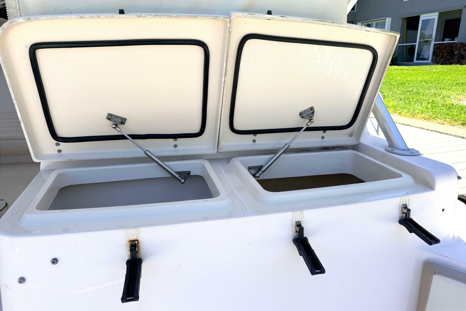 2008 Grady-White Express 360