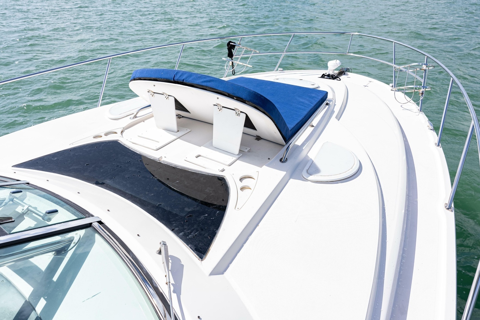 2008 Monterey 400 Sport Yacht