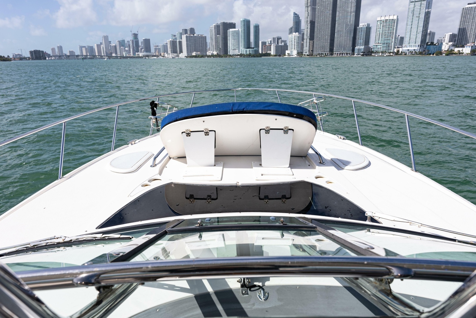 2008 Monterey 400 Sport Yacht