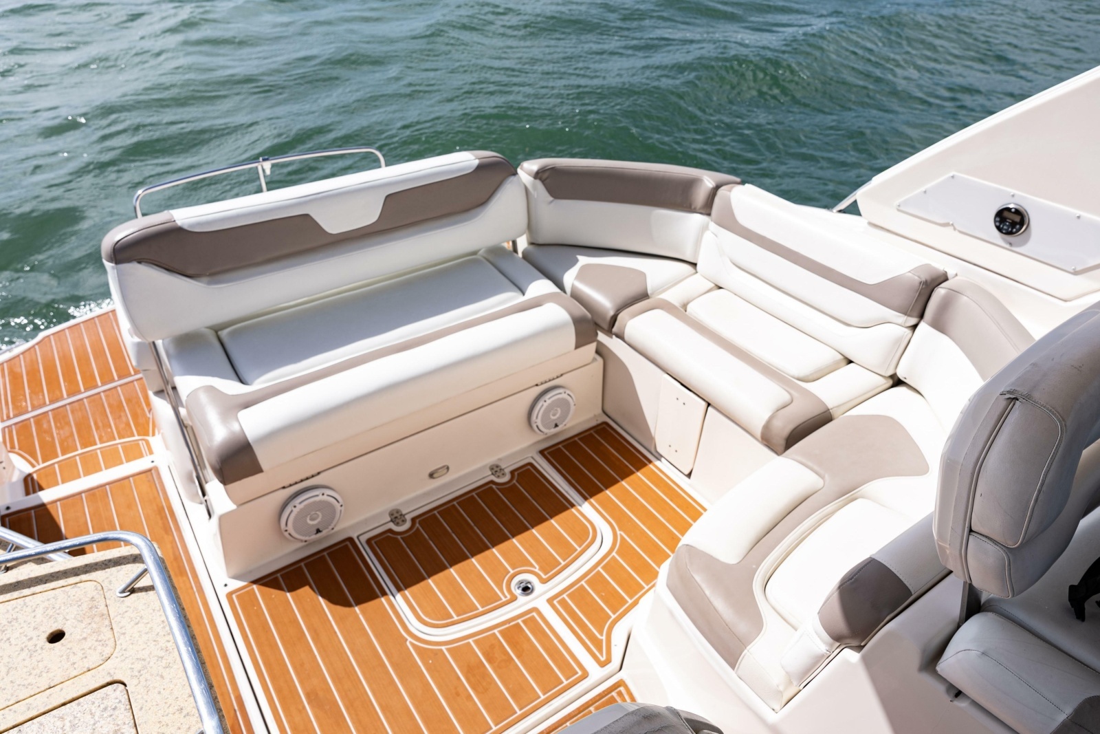 2008 Monterey 400 Sport Yacht