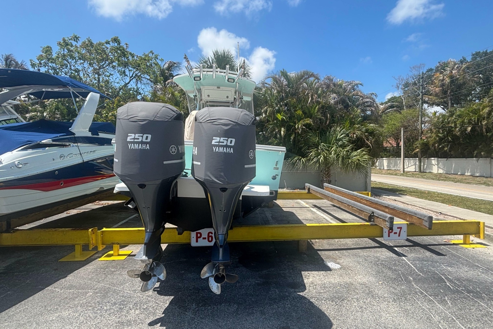 2008 Regulator 26 Forward Seating