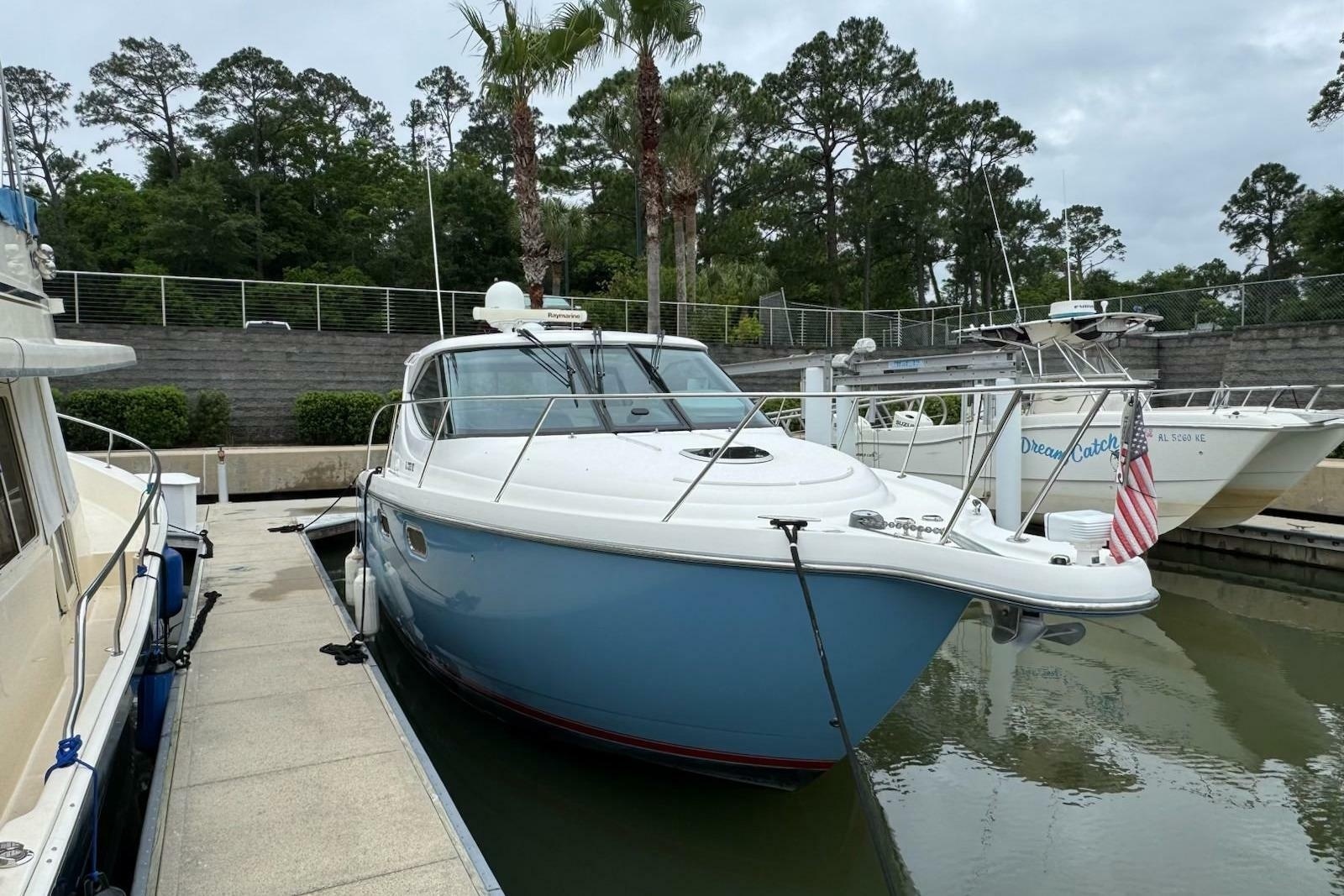 2008 Tiara Yachts 3500 Sovran