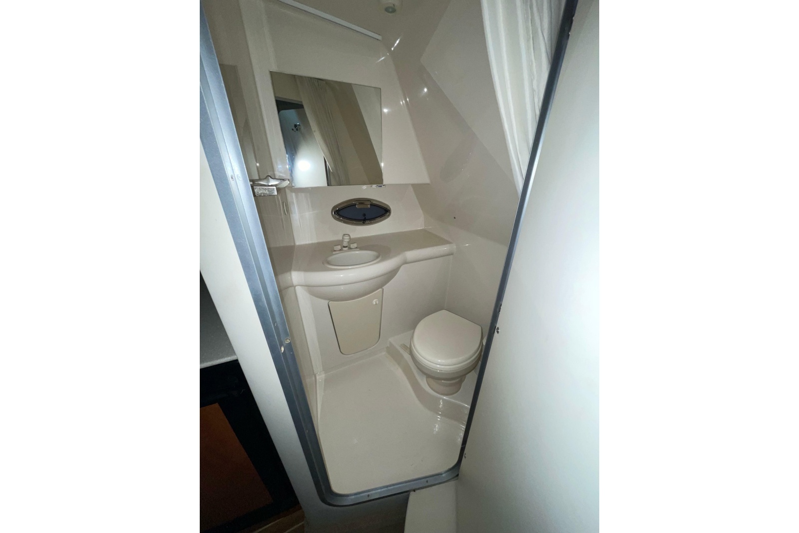 2007 Bayliner 325