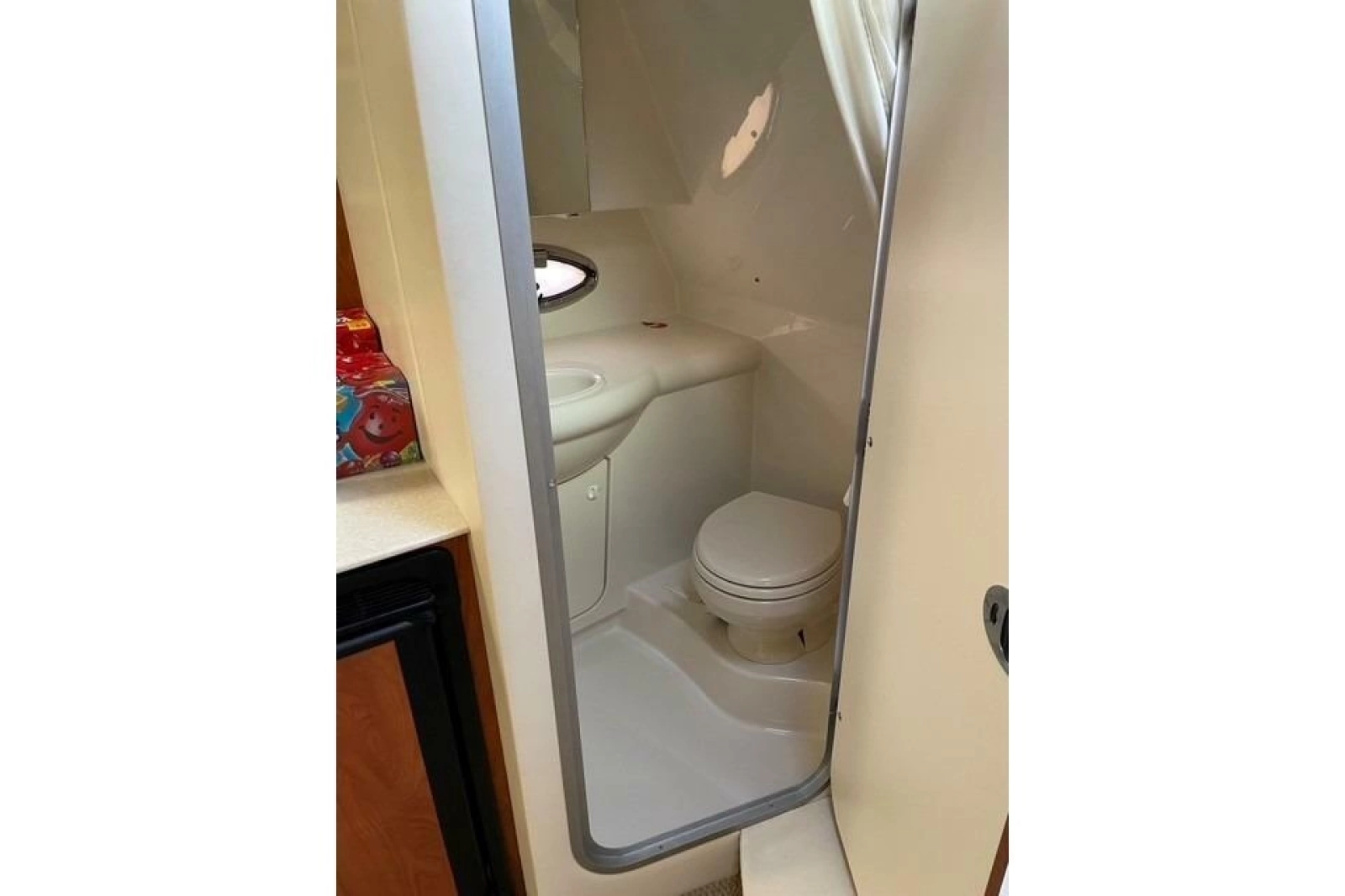 2007 Bayliner 325