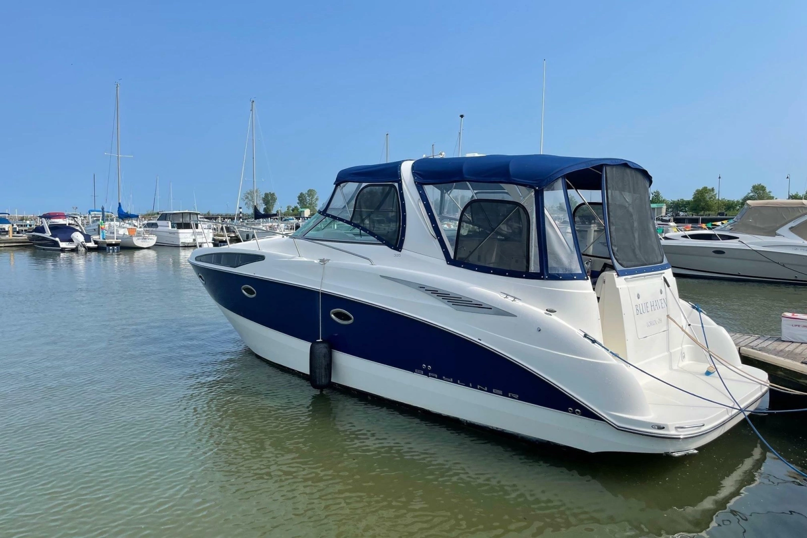 2007 Bayliner 325