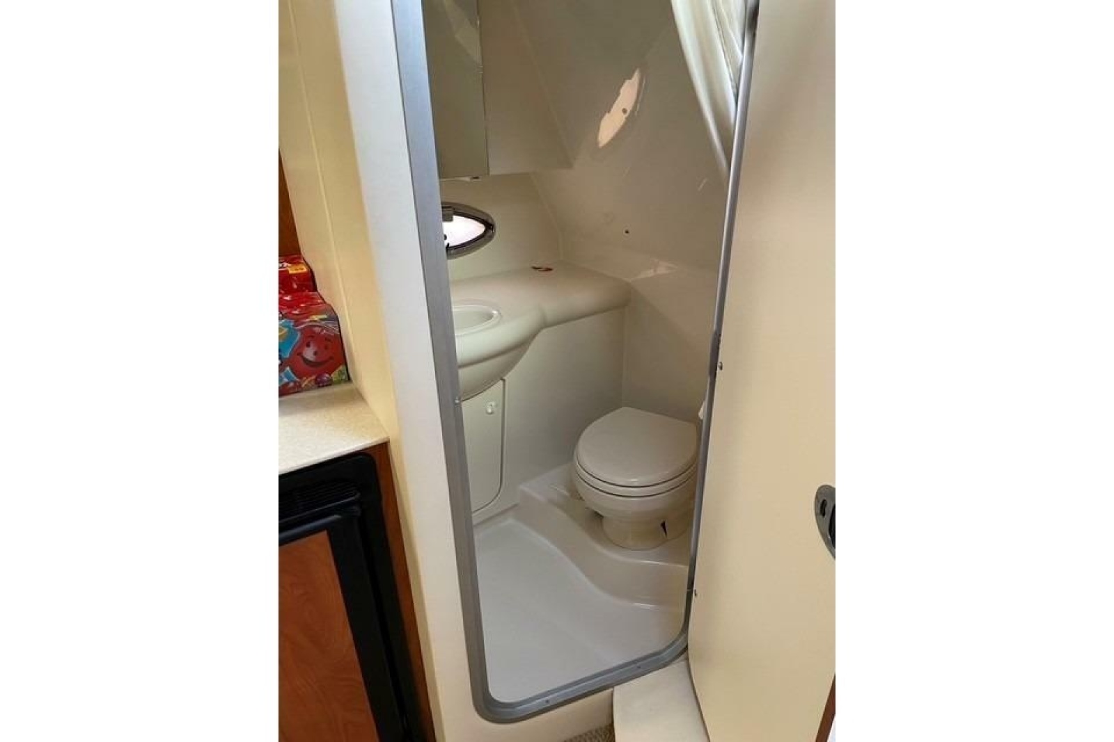 2007 Bayliner 325