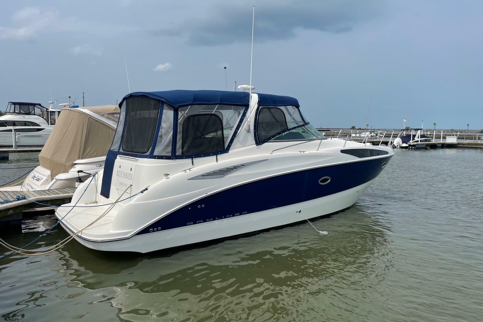 2007 Bayliner 325