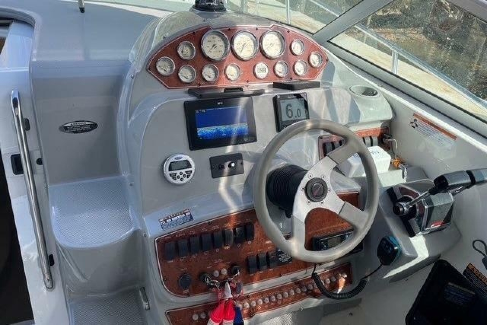 2007 Bayliner 325