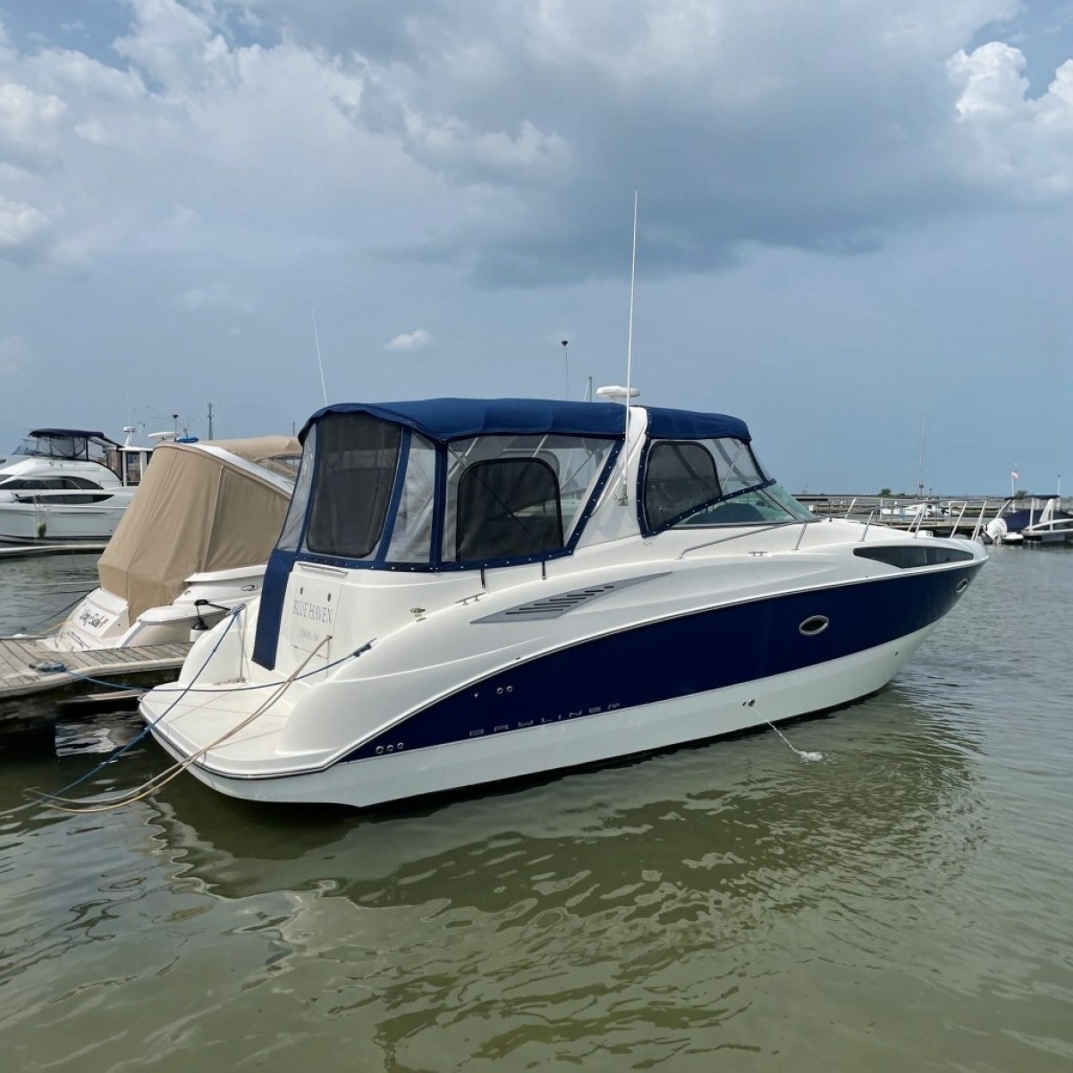 2007 Bayliner 325