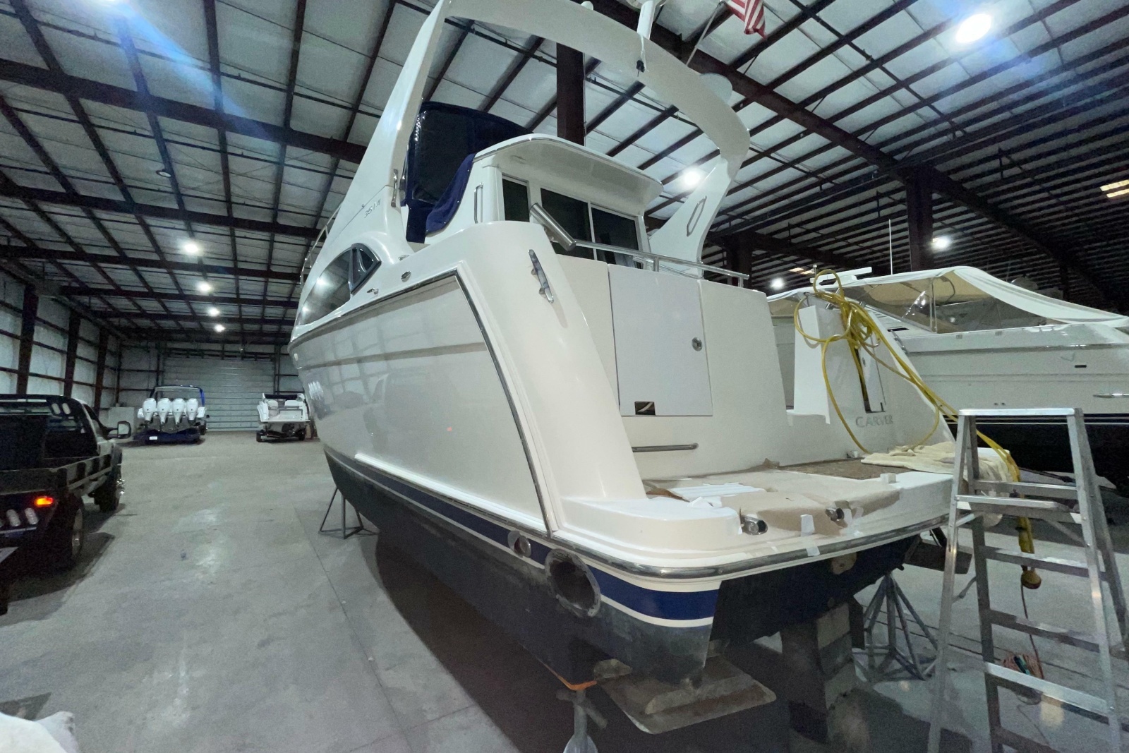 2007 Carver 360 Mariner