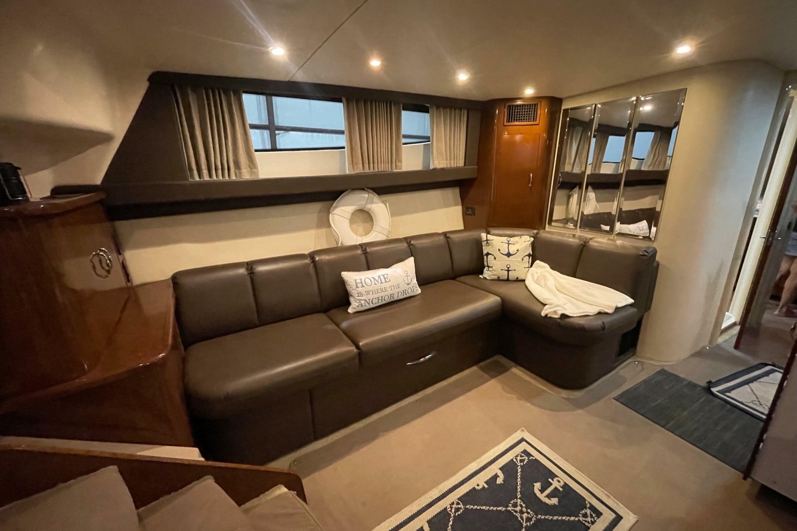 2007 Carver 360 Mariner
