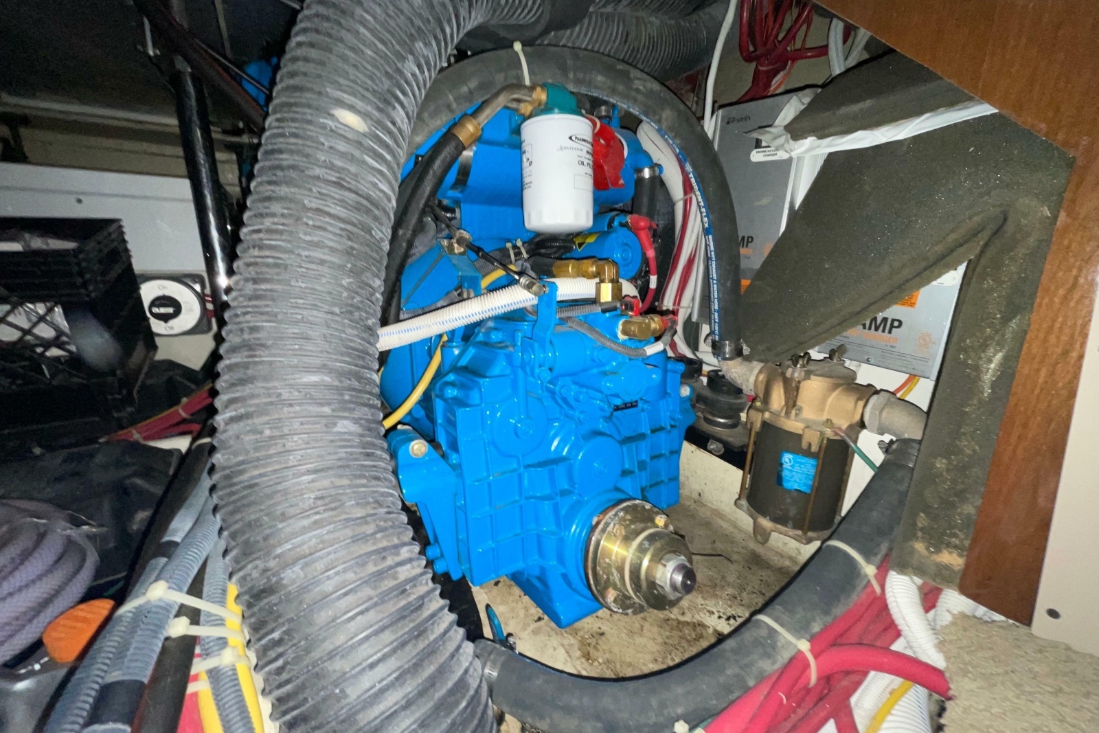 2007 Carver 360 Mariner
