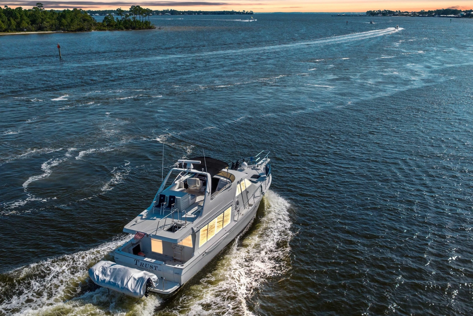 2007 Meridian 490 Pilothouse