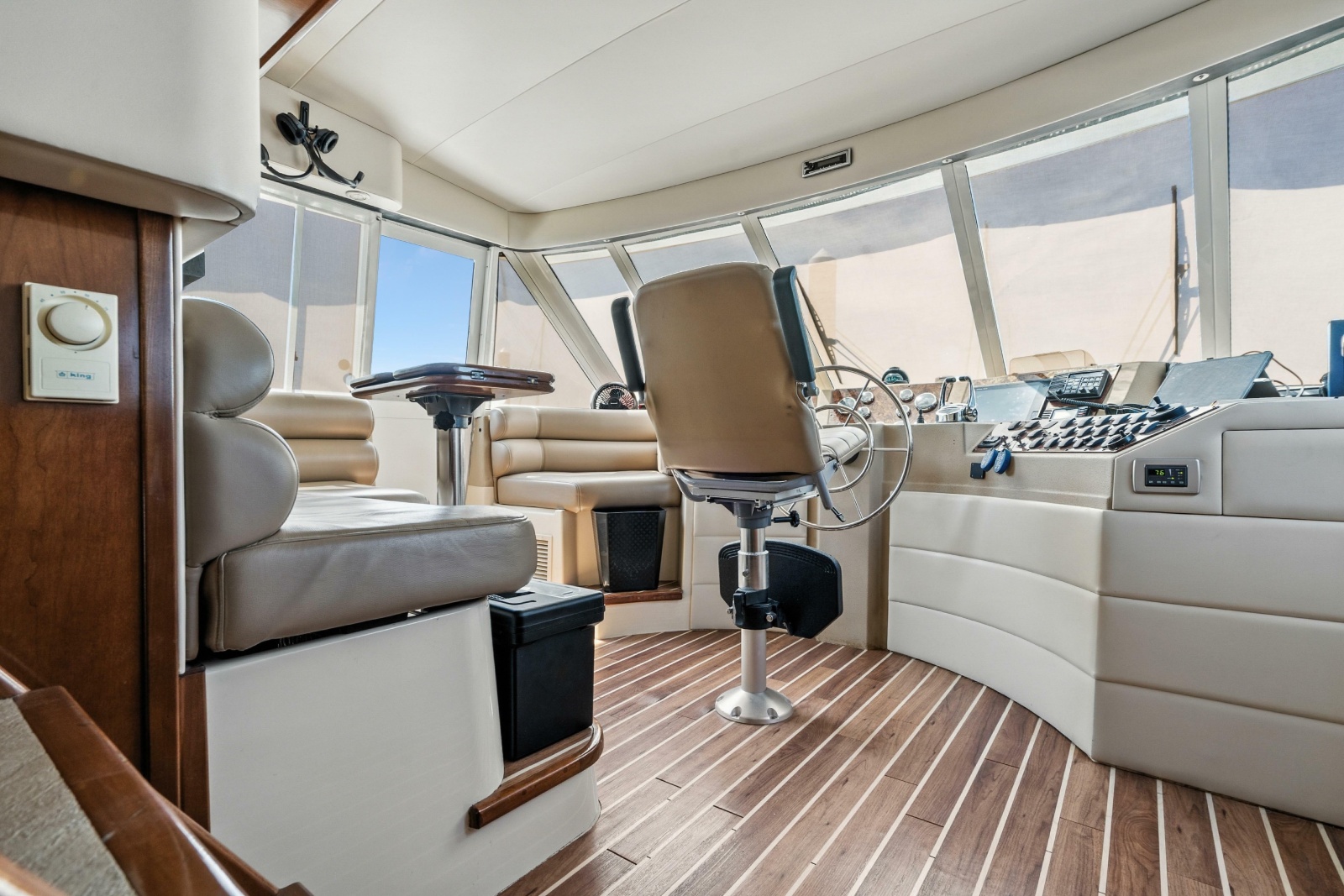 2007 Meridian 490 Pilothouse