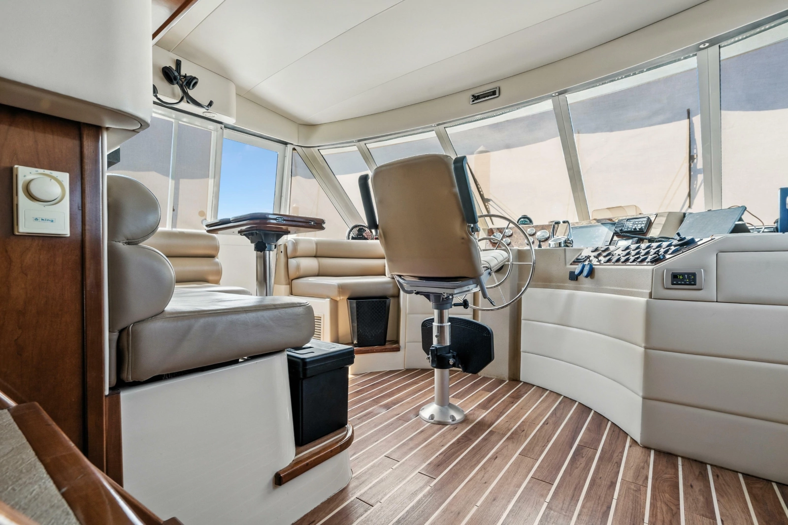 2007 Meridian 490 Pilothouse