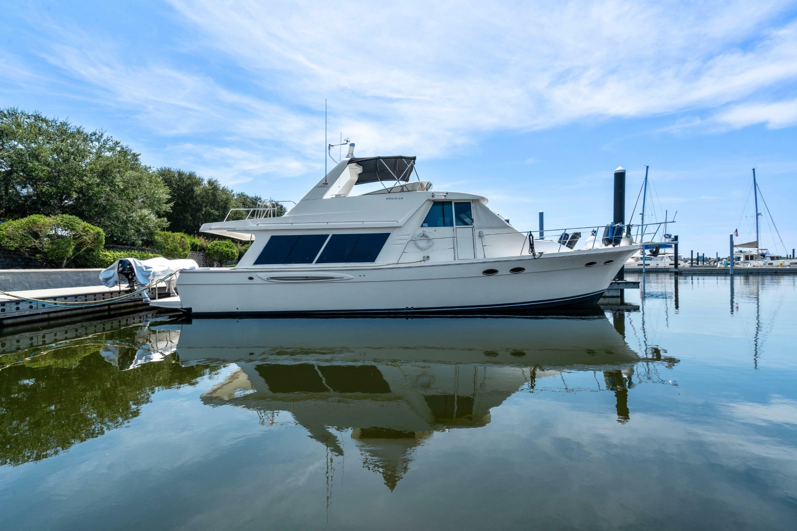 2007 Meridian 490 Pilothouse
