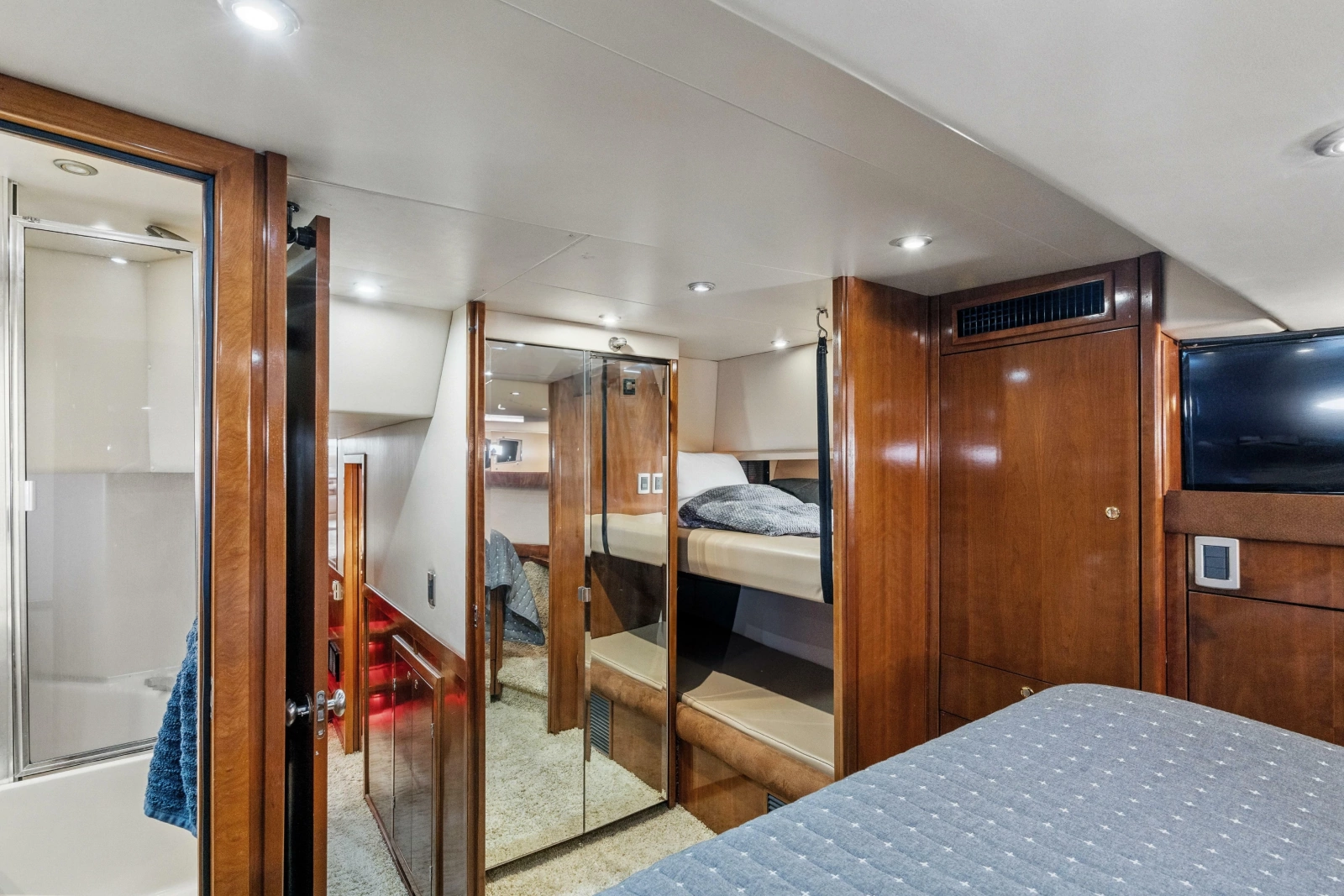 2007 Meridian 490 Pilothouse