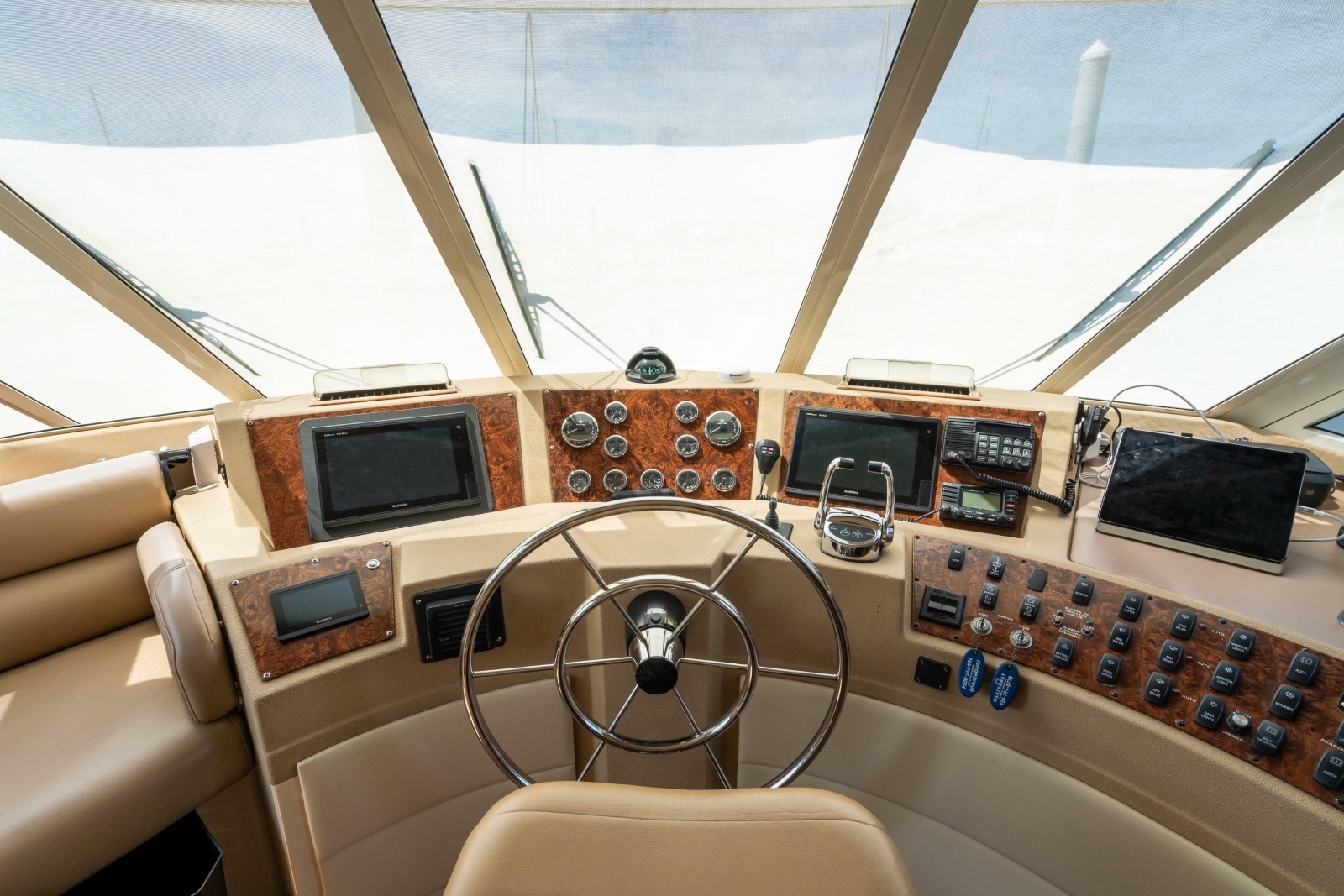 2007 Meridian 490 Pilothouse