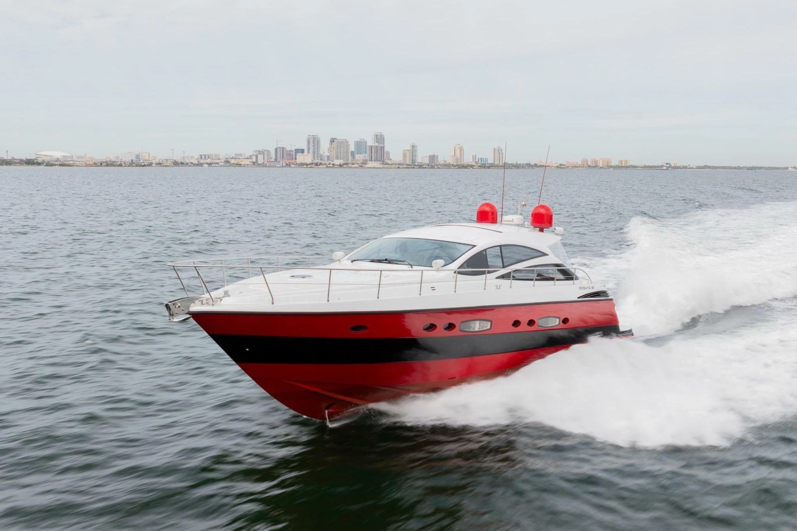 2007 Pershing 56