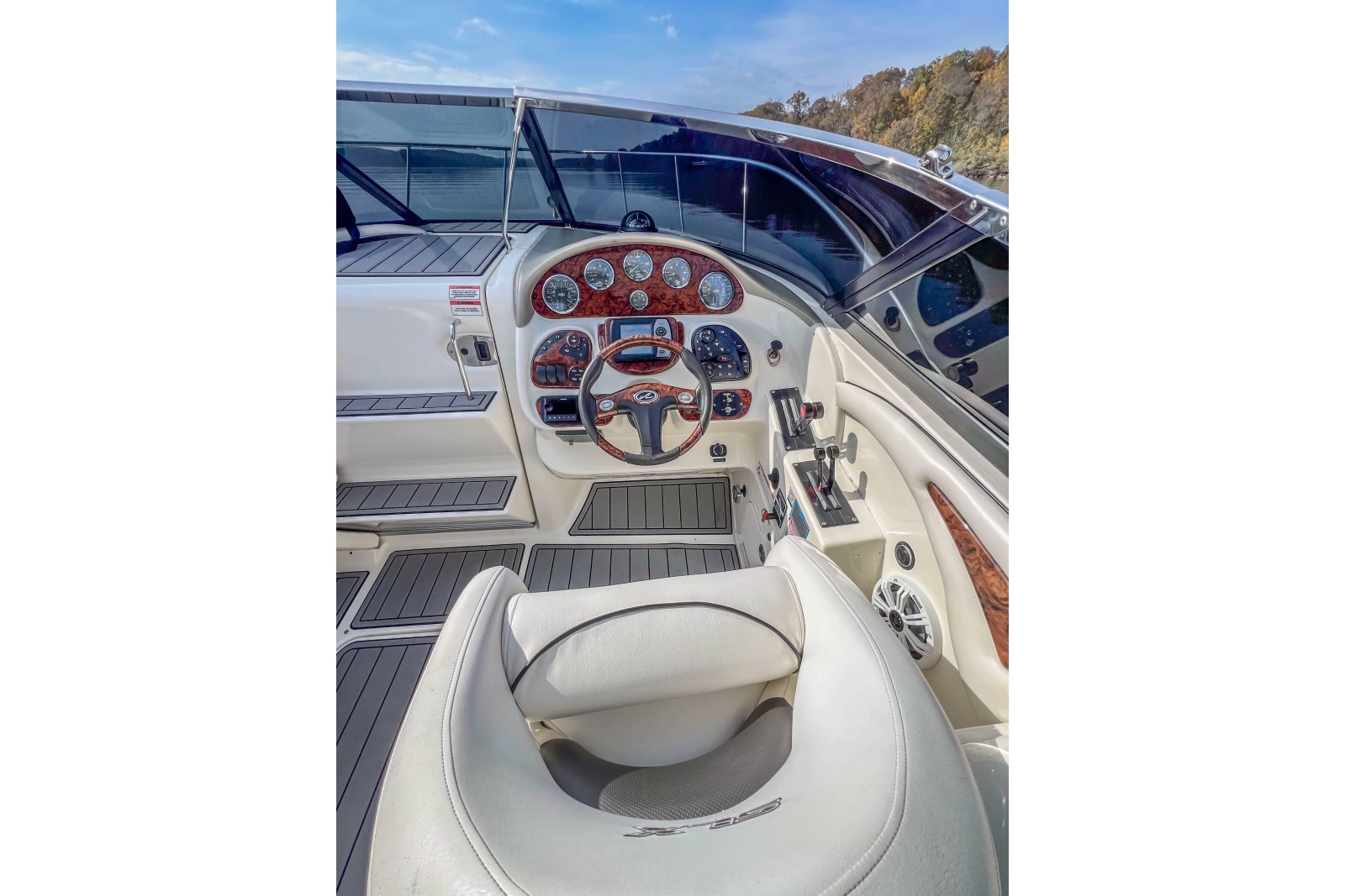 2007 Sea Ray 290 Sun Sport