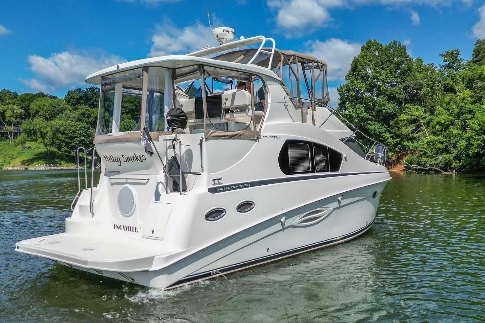 2007 Silverton 35 Motor Yacht
