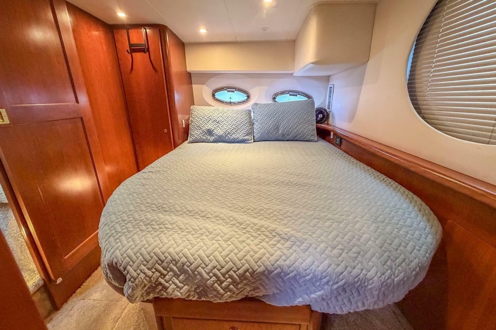 2007 Silverton 35 Motor Yacht