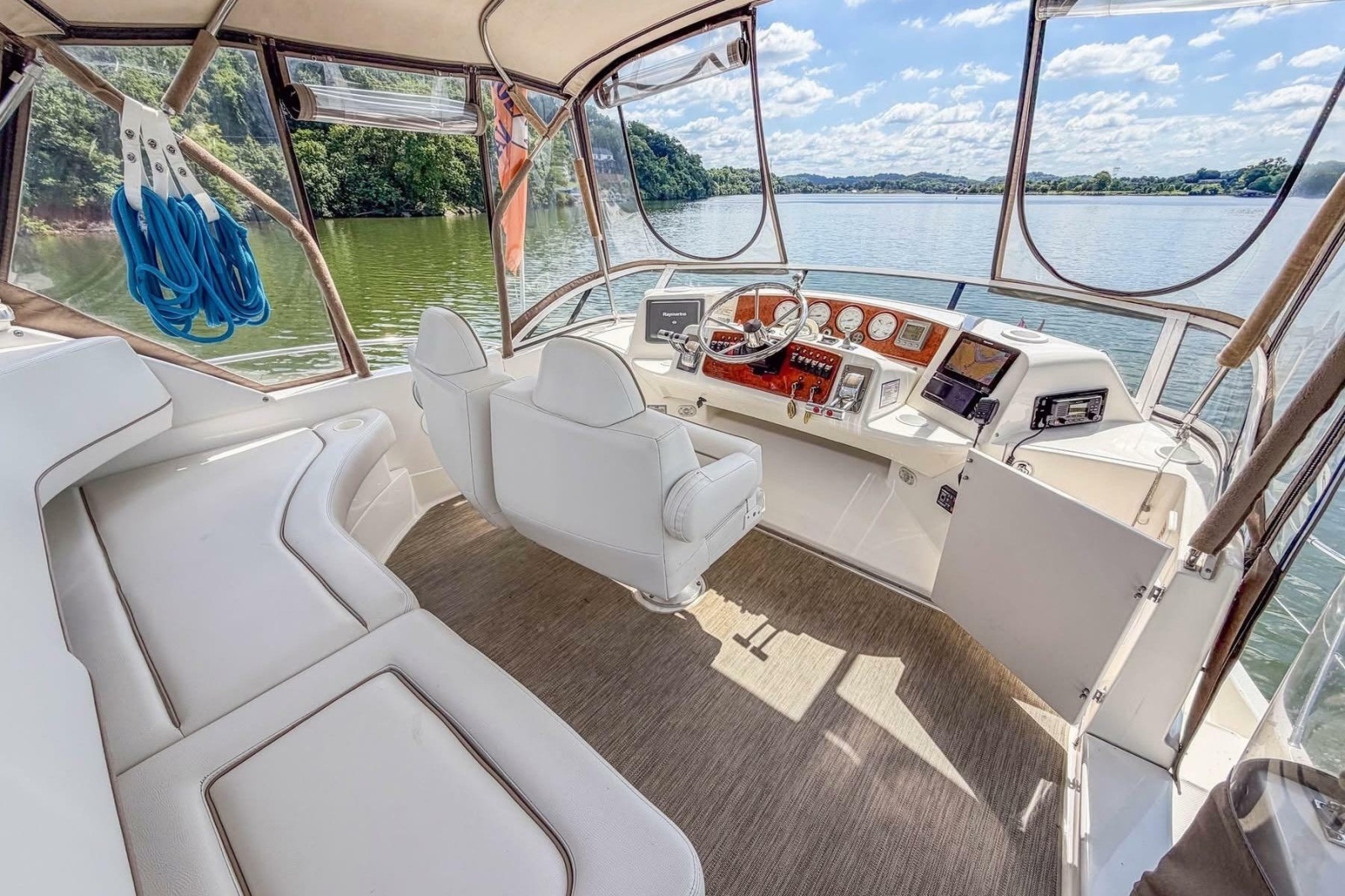 2007 Silverton 35 Motor Yacht