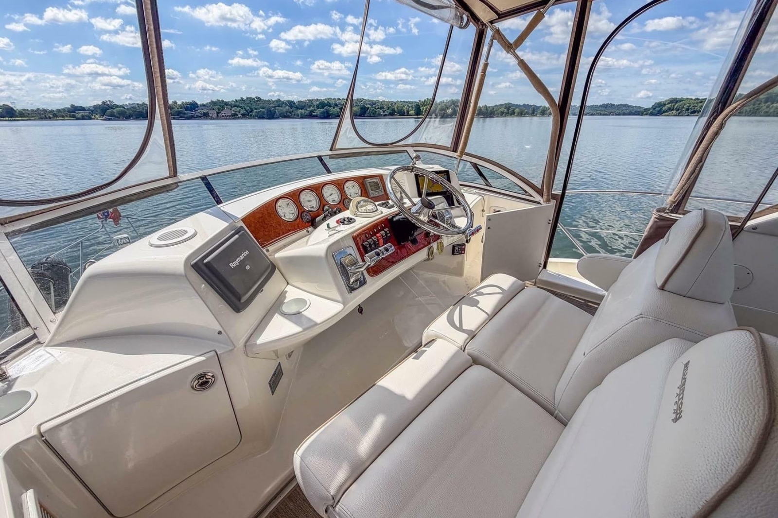 2007 Silverton 35 Motor Yacht