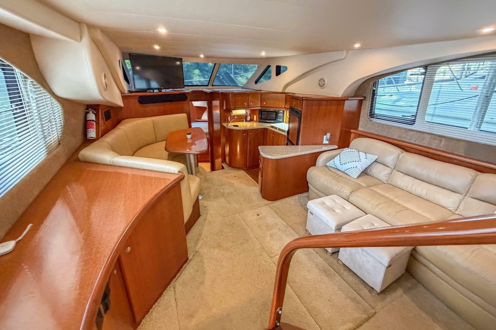 2007 Silverton 35 Motor Yacht