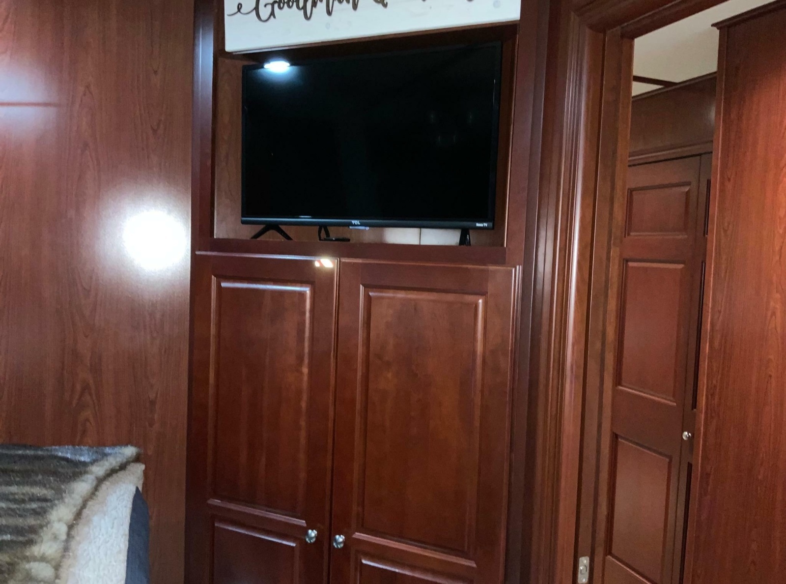 2007 Skipperliner 640
