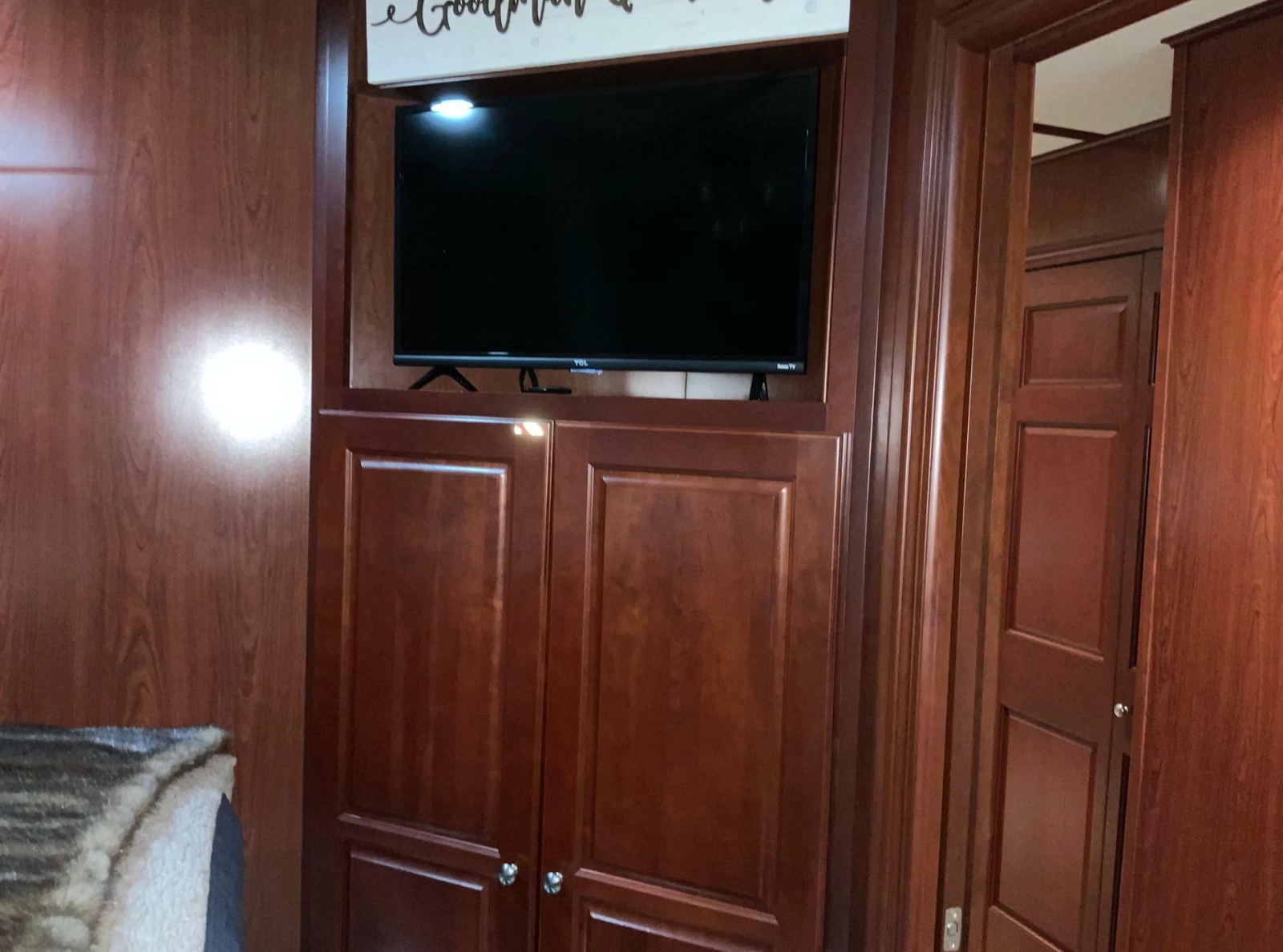 2007 Skipperliner 640