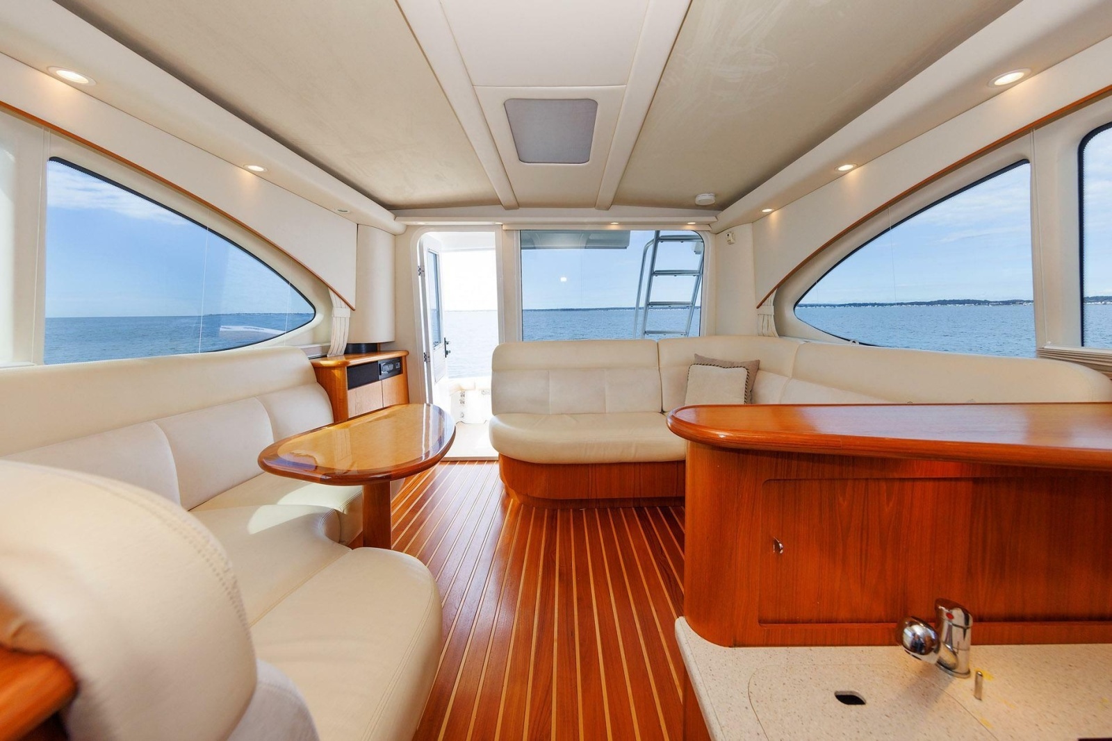 2007 Tiara Yachts 3900 Convertible