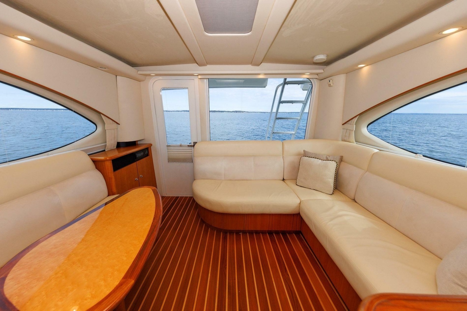 2007 Tiara Yachts 3900 Convertible