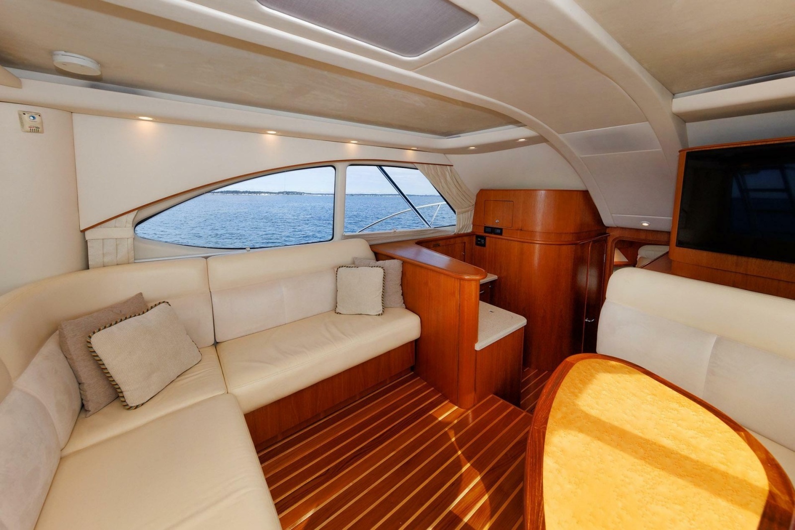 2007 Tiara Yachts 3900 Convertible