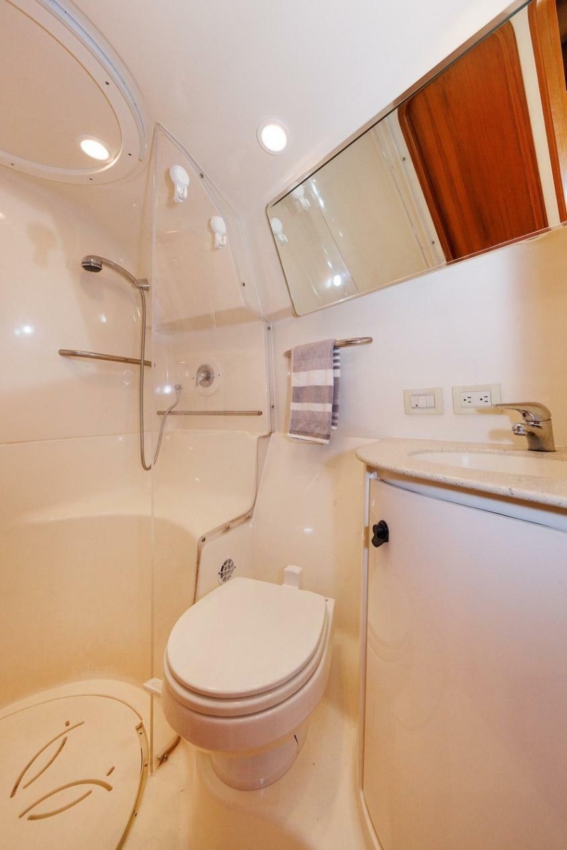 2007 Tiara Yachts 3900 Convertible