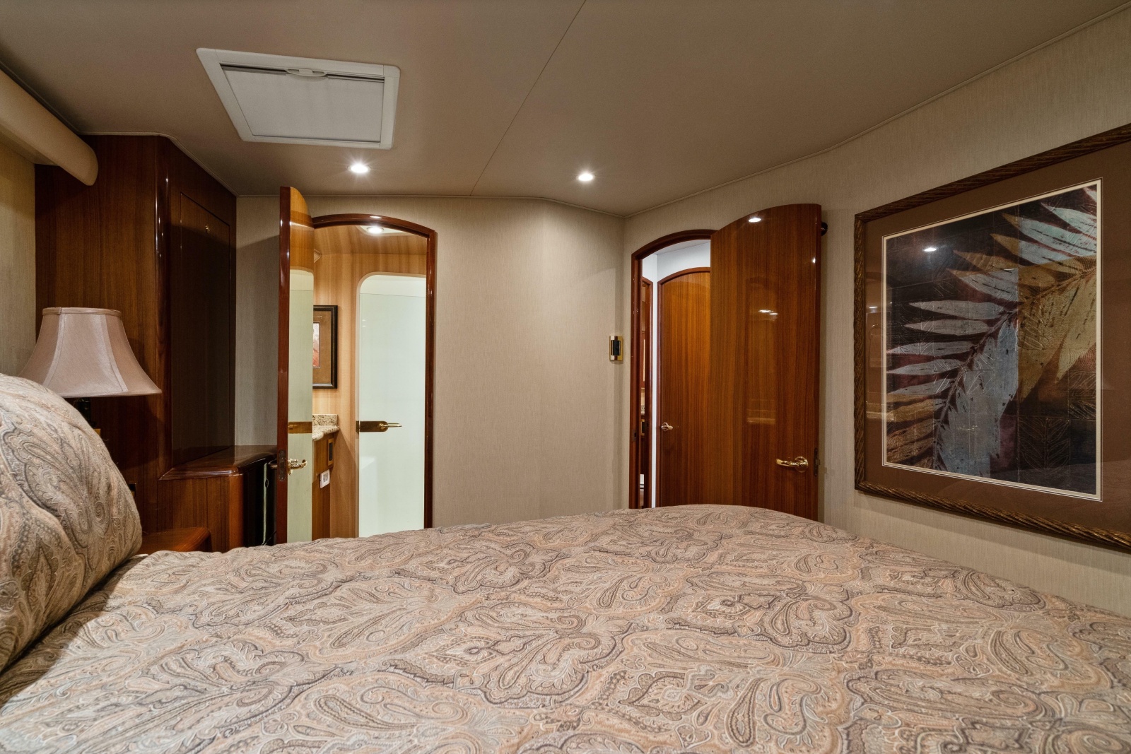 2007 Viking 56 Convertible