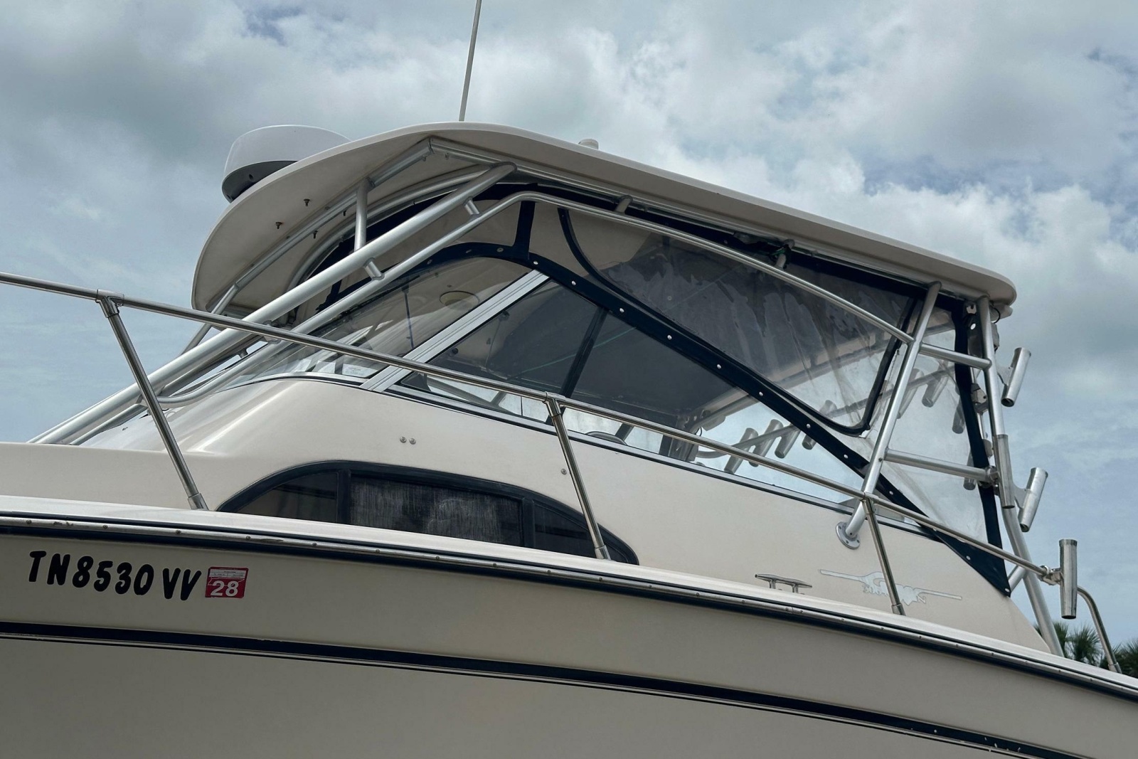 2006 Grady-White Marlin 300