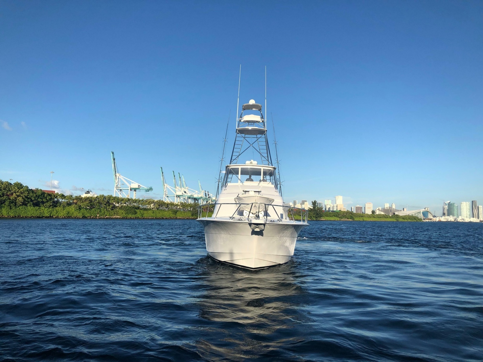 2006 Hatteras 64 Convertible